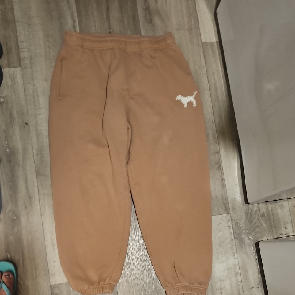 Size Medium Camel Brown Joggers